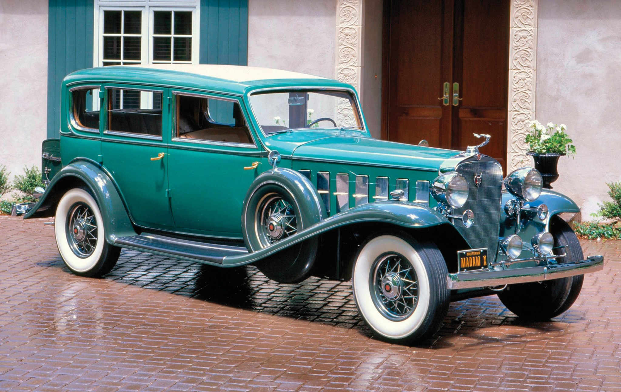 Cadillac v16 1930