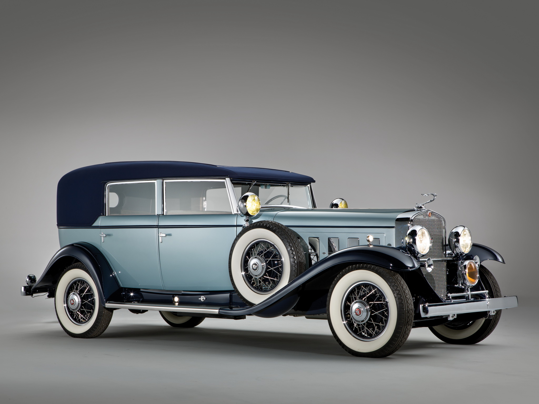 Cadillac v16 1930