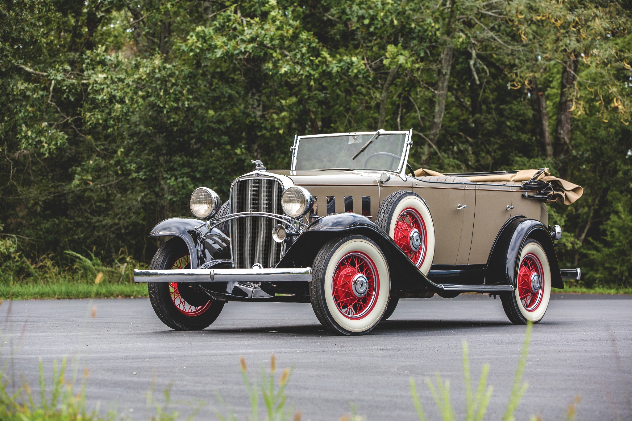 Авто 18. Chevrolet Confederate 1932. Форд Фаэтон 1932 года. Шевроле 1932 года. Шевроле Фаэтон.