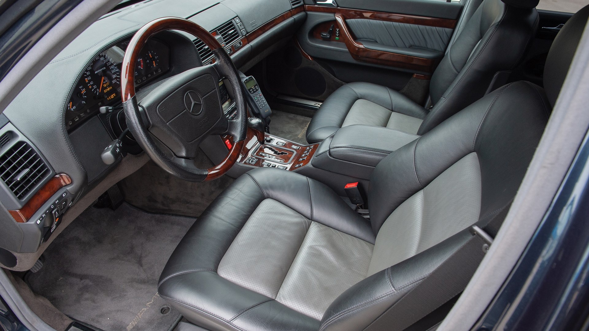 Mercedes Benz s600 Coupe Interior