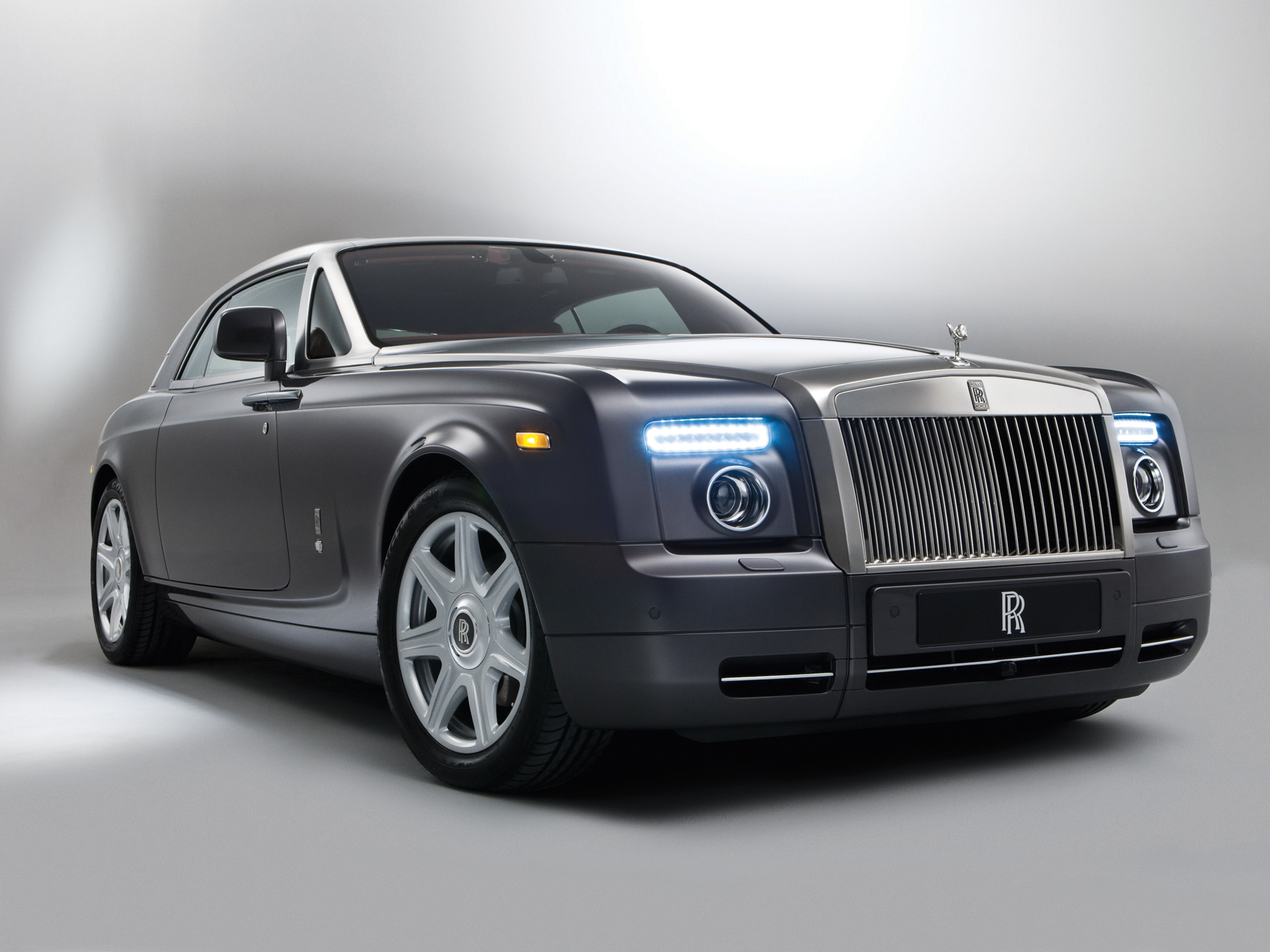 Роллс ройс 5. Роллс Ройс 2008. Роллс Ройс Фантом 2010. Rolls Royce Phantom Coupe. Rolls Royce Phantom Coupe 2008.