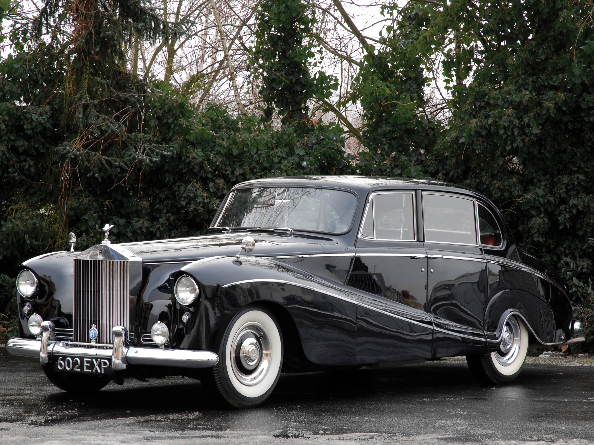 Старые роллс. Роллс Ройс 1958. Rolls Royce Silver cloud 1958. Роллс Ройс Сильвер старый. Rolls-Royce Silver cloud i.